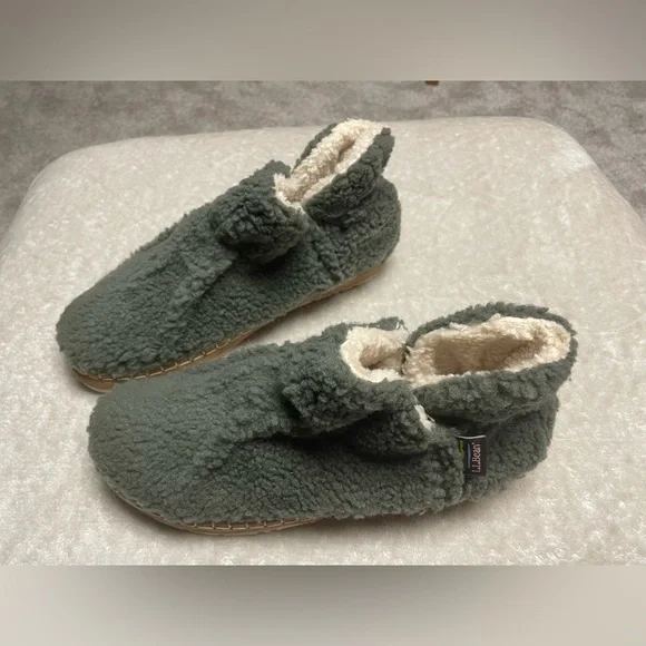 L.L. Bean Shoes Nwot Ll Bean Womens Cozy Slipper Booties Pile